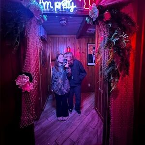 Meet your Posher, Bella